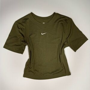 Nike Women’s Olive Crop Tee Size Small | Athletic Casual Swoosh Logo Top